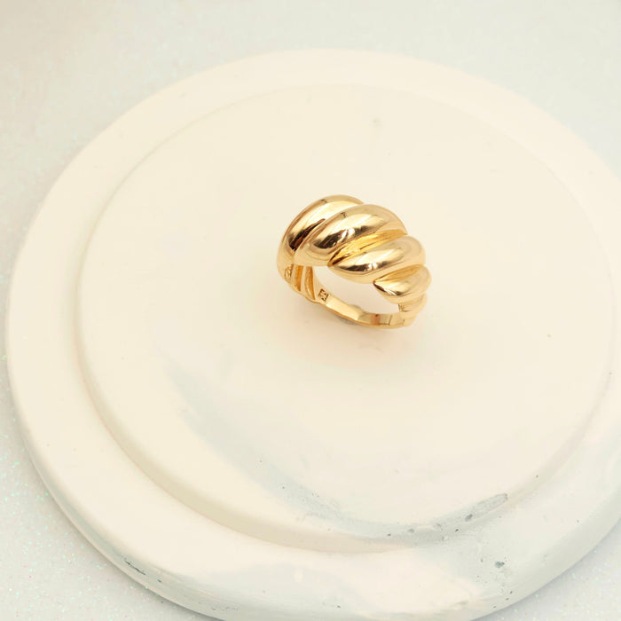 14K Gold Croissant Ring