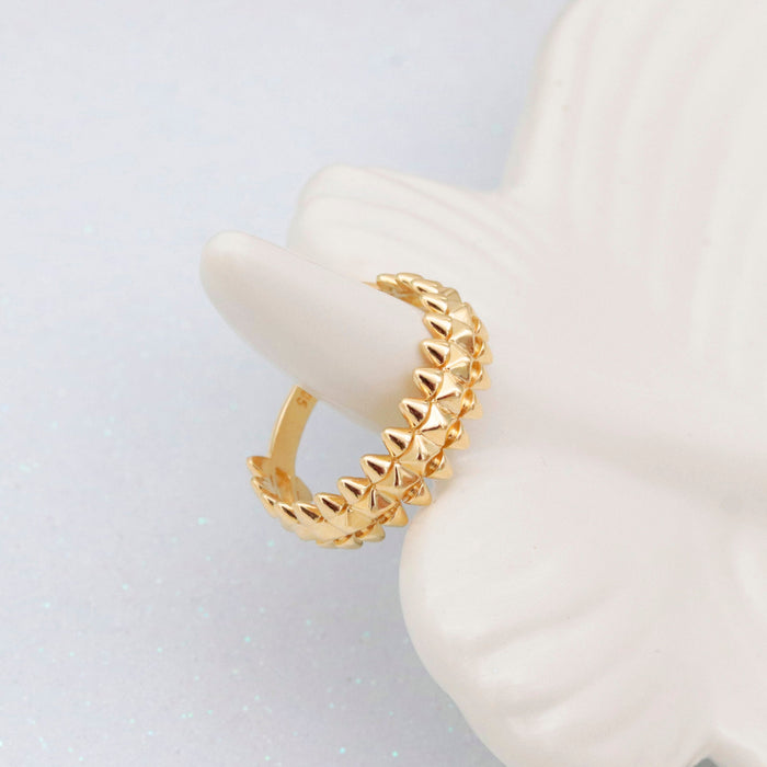 14k Gold Pyramid Spike Ring