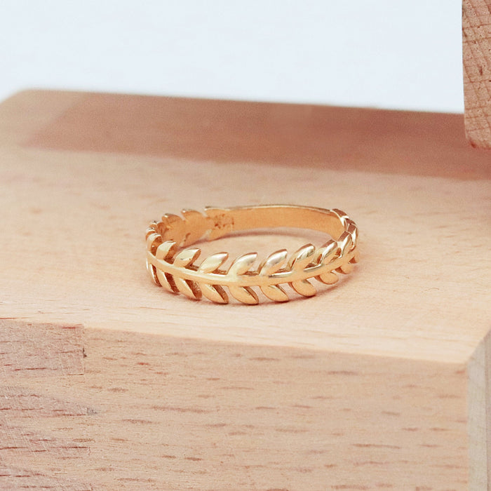 14k Gold Vine Leaf Branch Ring