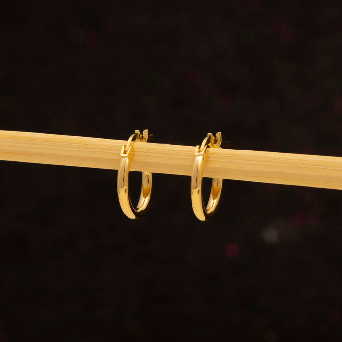 Dainty 14k Gold Huggie Hoop Earrings