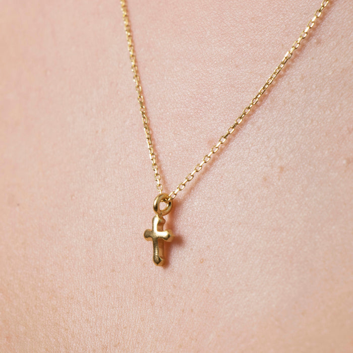 Dainty Cross Necklace