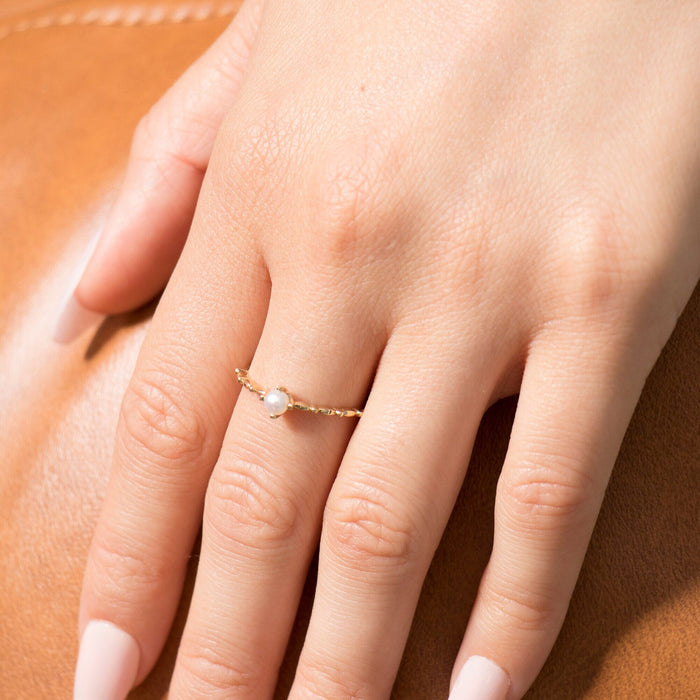 Elegant 14k Solid Gold Pearl Ring