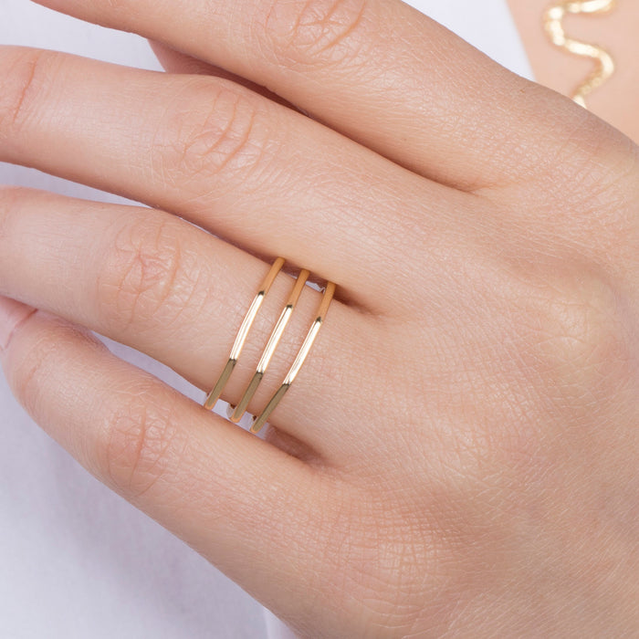 Elegant Hexagon Geometric Gold Ring