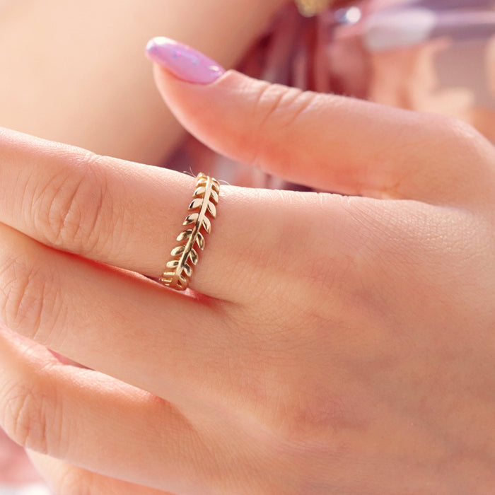 14k Gold Vine Leaf Branch Ring