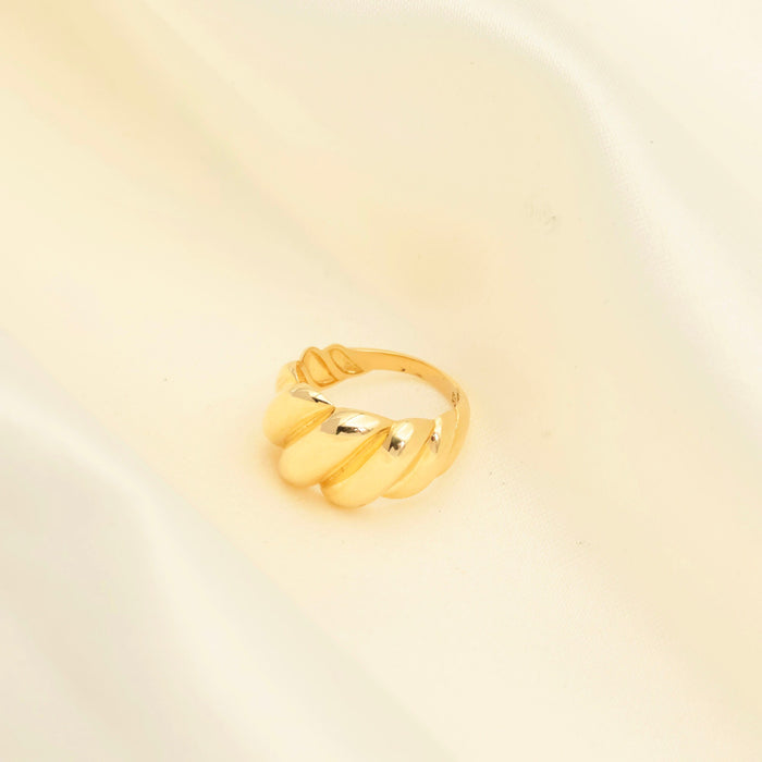 14K Gold Croissant Ring