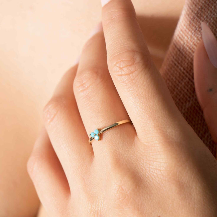 Delicate 14k Gold Turquoise Ring