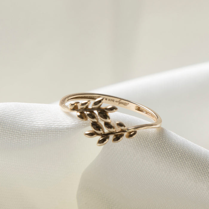 Dainty 14k Solid Gold Leaf Ring
