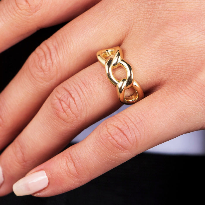 Sleek Bold Gold Chain Ring