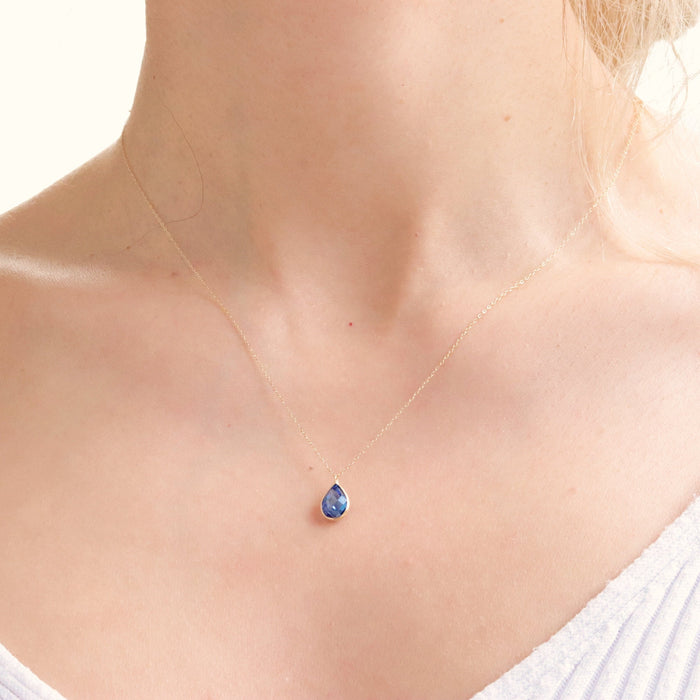Elegant 14k Gold Blue Topaz & Quartz Gemstone Pendant Necklace