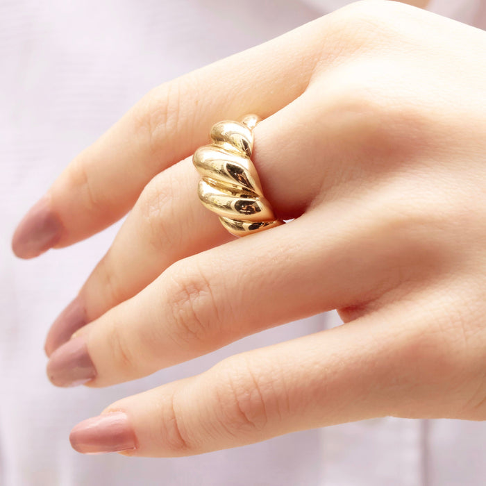 14K Gold Croissant Ring