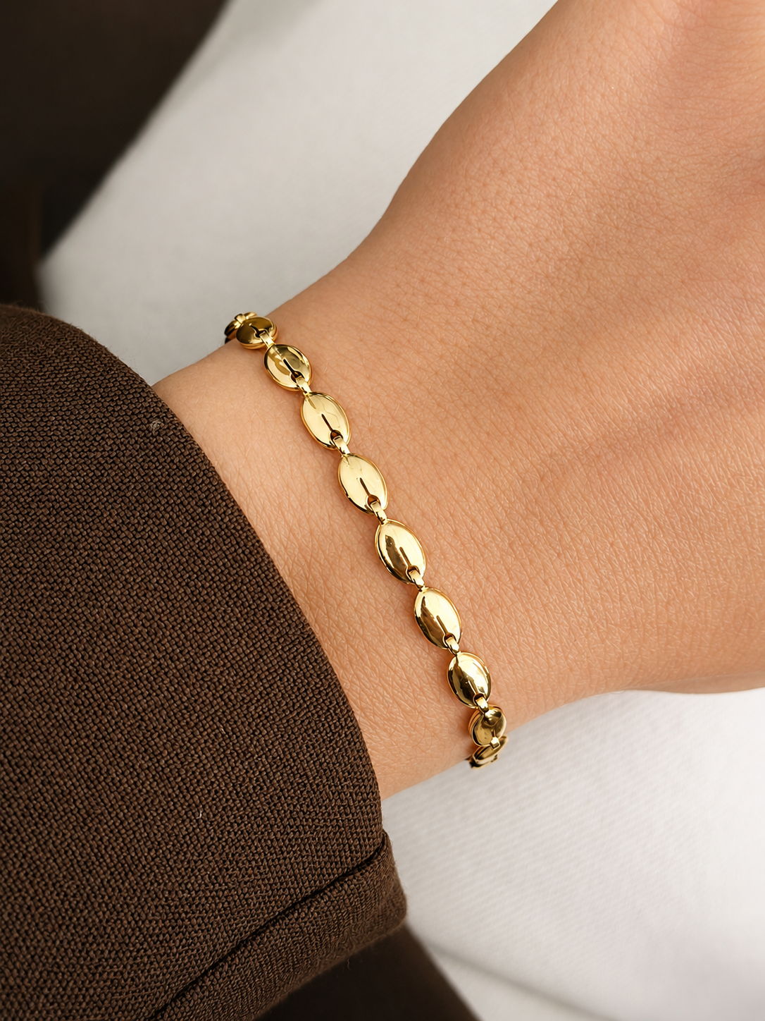 Gold Oval Link Bracelet