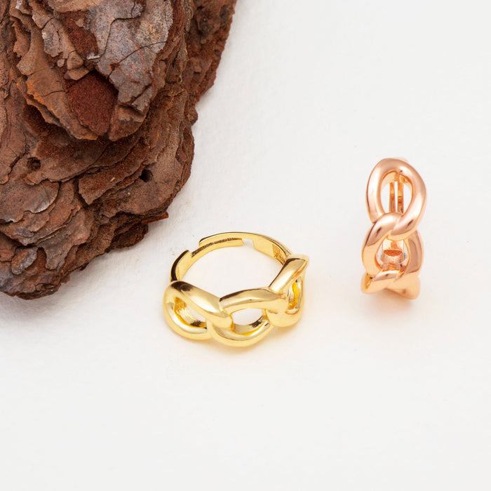 Sleek Bold Gold Chain Ring