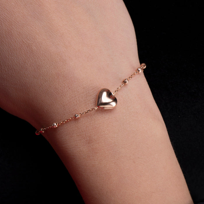 Delicate Gold Heart Bracelet