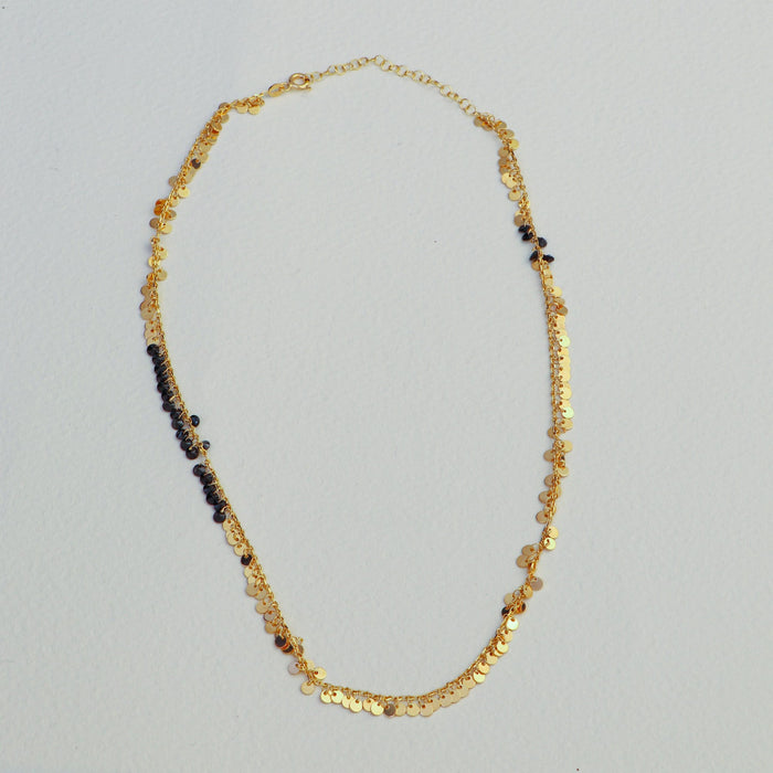 Elegant Minimalist Gold Choker